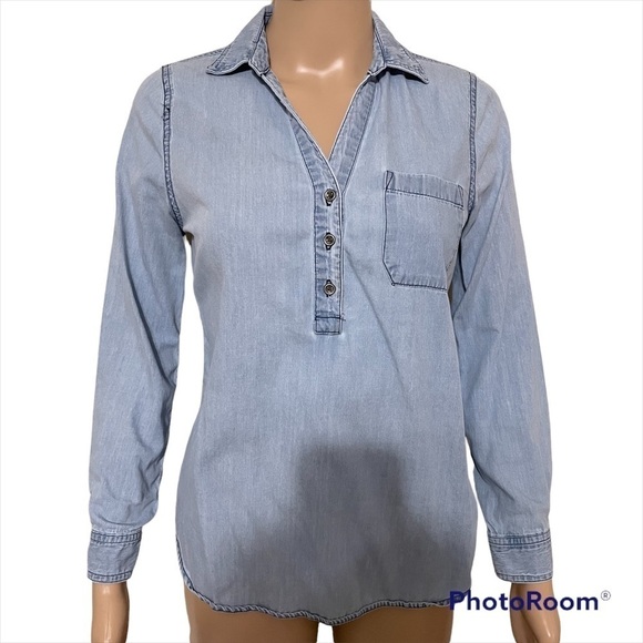 Old Navy Denim Shirt Size XSmall - Picture 4 of 8
